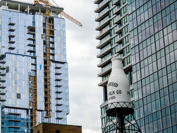 بطری شیر: نمادی از تاریخ