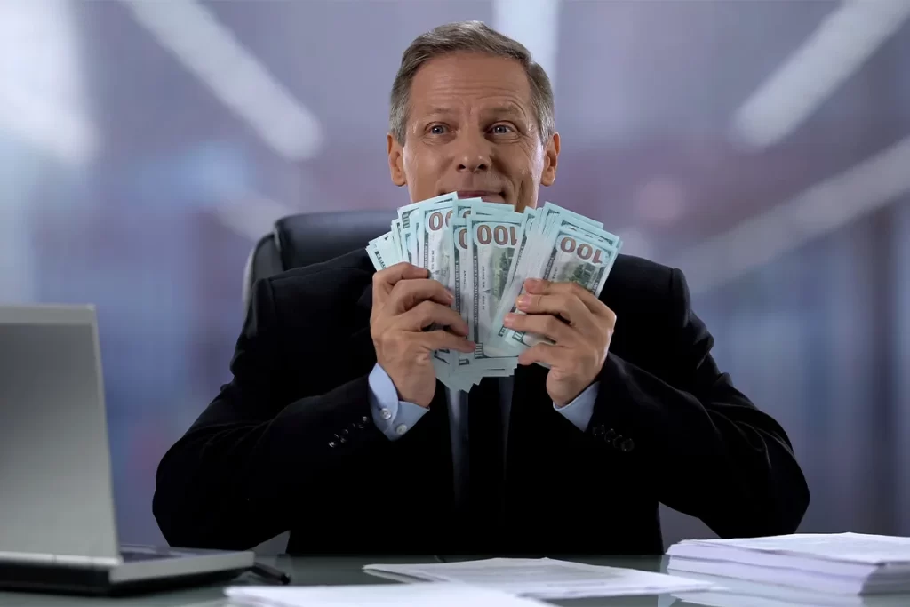 با ۵۰ هزار دلار سرمایه چه کنیم؟ ۵ راه پر سود!!